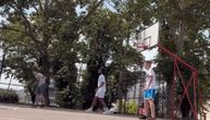 Divan gest centra Partizana: Iskoristio pauzu i zaigrao basket sa klincima u parku