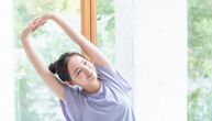 U ovu vežbu od 60 sekundi žene u Japanu se kunu: Idealna je za ravan stomak i pogrbljenost