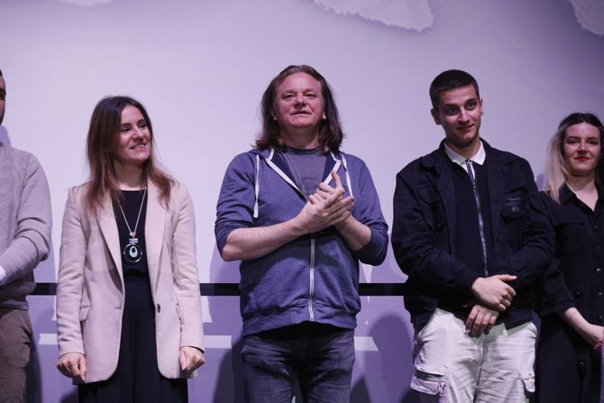 Održana domaća premijera Diznijevog ostvarenja "Lilo i Stič" Održana domaća premijera Diznijevog ostvarenja "Lilo i Stič"