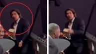 Zašto svi gledaju Toma Kruza kao da je iz dokumentarca o životinjama? Snimak koji je šokirao svet