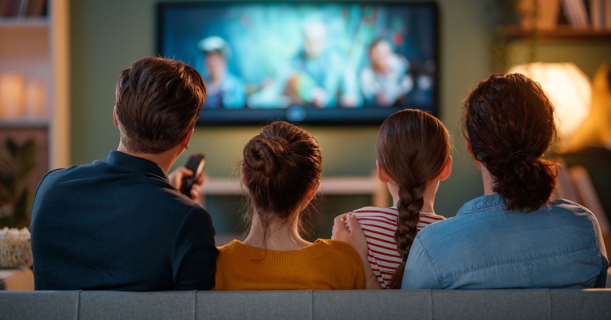 Why Do Movies on Your New 4K TV Look Like Cheap Soaps? Turn Off This Setting