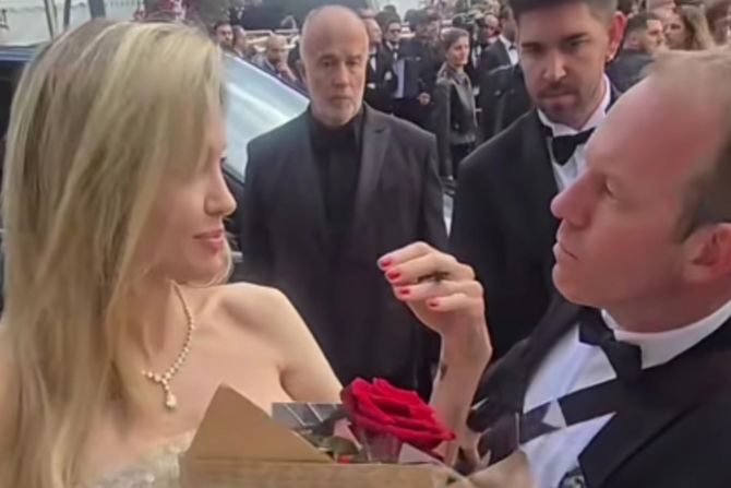 Anđelina Džoli i telohranitelj Anđelina Džoli i telohranitelj