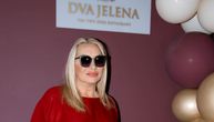 Zvezde zasijale u boemskoj noći: Glamurozno otvaranje bašte restorana "Dva Jelena"