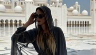 Srpkinja mami uzdahe ispred džamije u Abu Dabiju pred start Fajnal Fora: Milica Tasić došla da bodri Vildozu