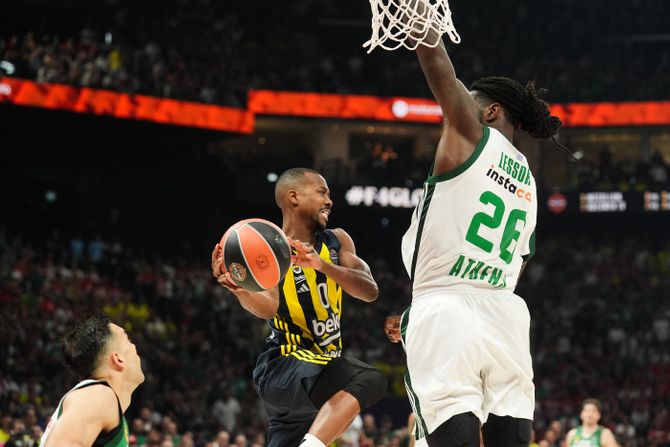 KK Panatinaikos, KK Fenerbahle, Matijas Lesor, Erik Mekolum, Fajnal For, Evroliga