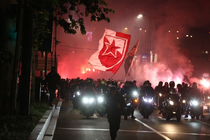 FK Crvena zvezda, proslava titule FK Crvena zvezda, proslava titule