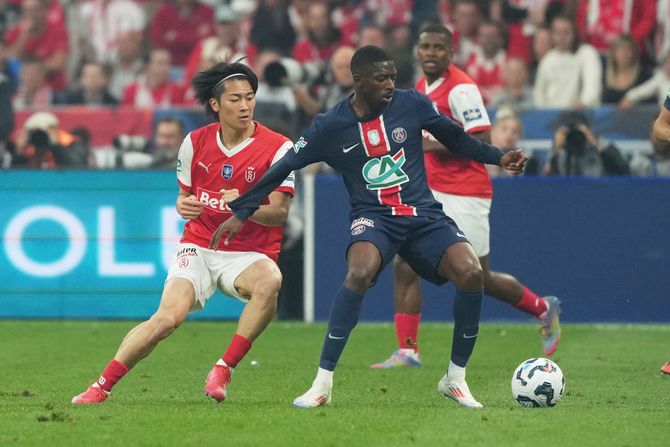 Keito Nakamura (FK Rems) i Usman Dembele (FK PSŽ) Keito Nakamura (FK Rems) i Usman Dembele (FK PSŽ)