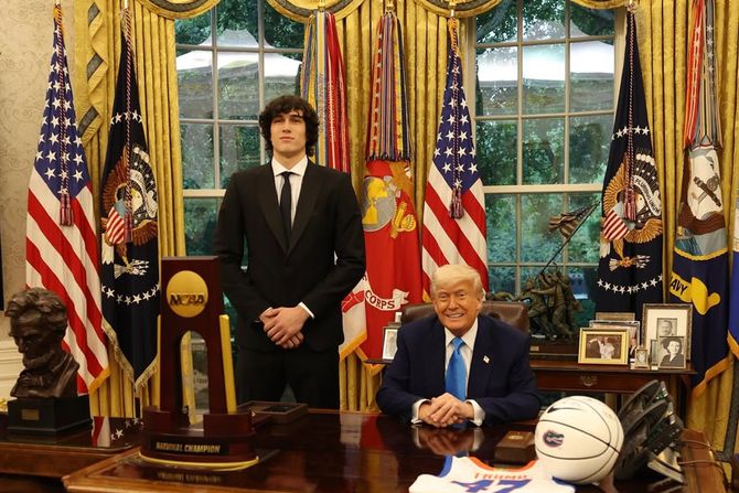 Viktor Mikić i Donald Tramp