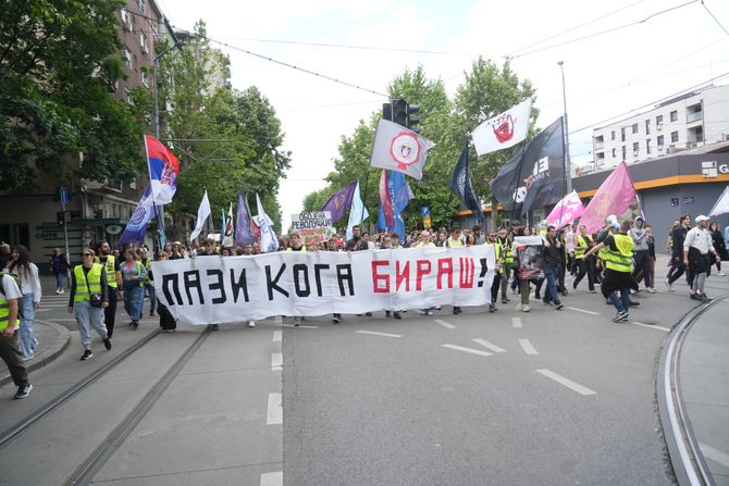 Protest Pazi koga biraš Protest Pazi koga biraš