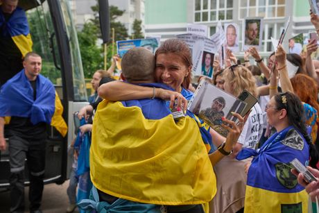 Rusija i Ukrajina, razmena zarobljenika Rusija i Ukrajina, razmena zarobljenika