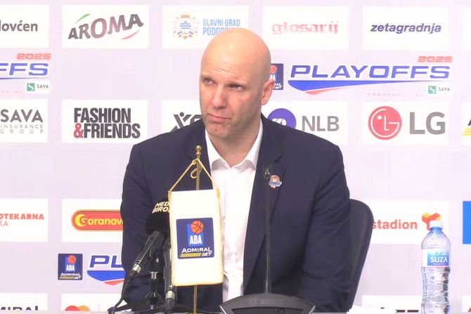 Andrej Žakelj