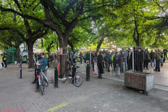 Blokada suda, Novi Sad