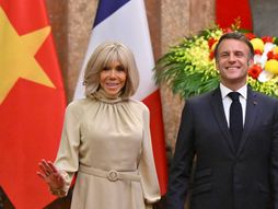 Brižit i Emanuel Makron