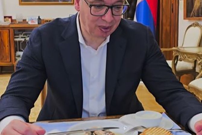 Aleksandar Vučić doručak