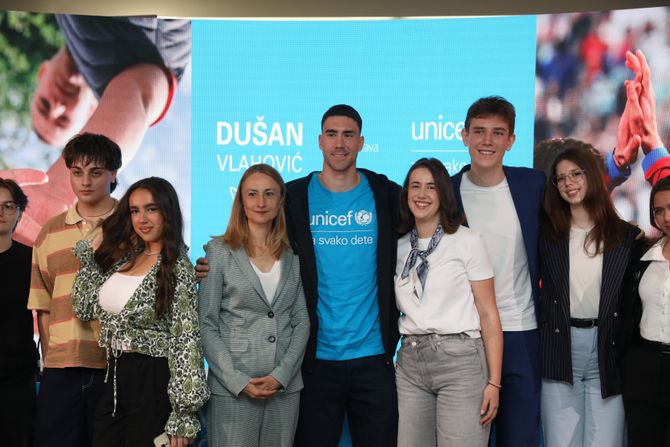 Dušan Vlahović, UNICEF