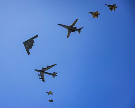 Freedom Formation B-2 B-1B B-52 USAF Freedom Formation B-2 B-1B B-52 USAF