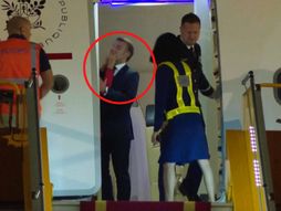 Emanuel Makron Bridžit Makron šamar