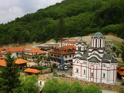 Manastir Tumane
