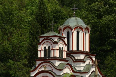 Manastir Tumane