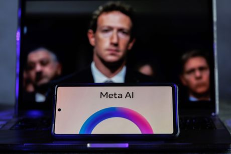 Mark Zuckerberg Mark Zuckerberg