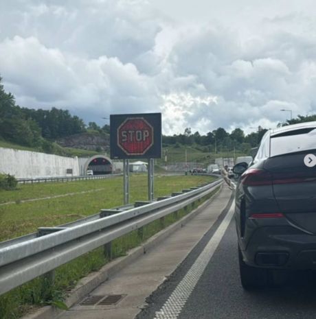 kolona, auto-put Miloš Veliki kolona, auto-put Miloš Veliki
