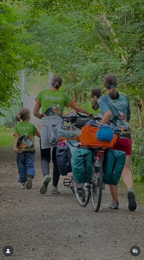 putovanje je trajalo 55 dana biciklom putovanje je trajalo 55 dana biciklom