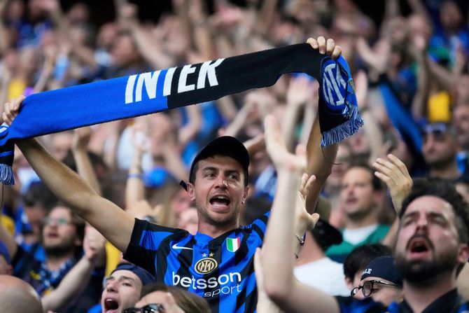 FK PSŽ - FK Inter Liga šampiona FK PSŽ - FK Inter Liga šampiona