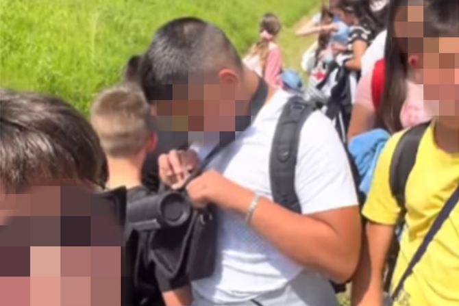 Deca kojoj je izgoreo autobus
