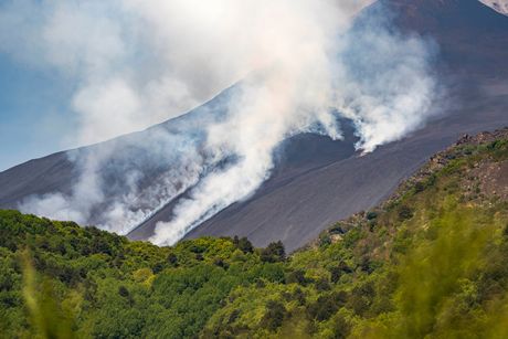 Etna, erupcija Etne Etna, erupcija Etne