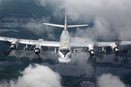 Tupolev Tupoljev Tu-95 bombarder avion Tupolev Tupoljev Tu-95 bombarder avion