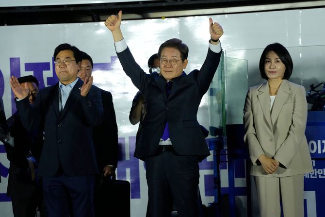 Lee Jae-myung Lee Jae-myung