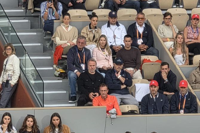 Loža Novak Đoković protiv Aleksandar Zverev Loža Novak Đoković protiv Aleksandar Zverev