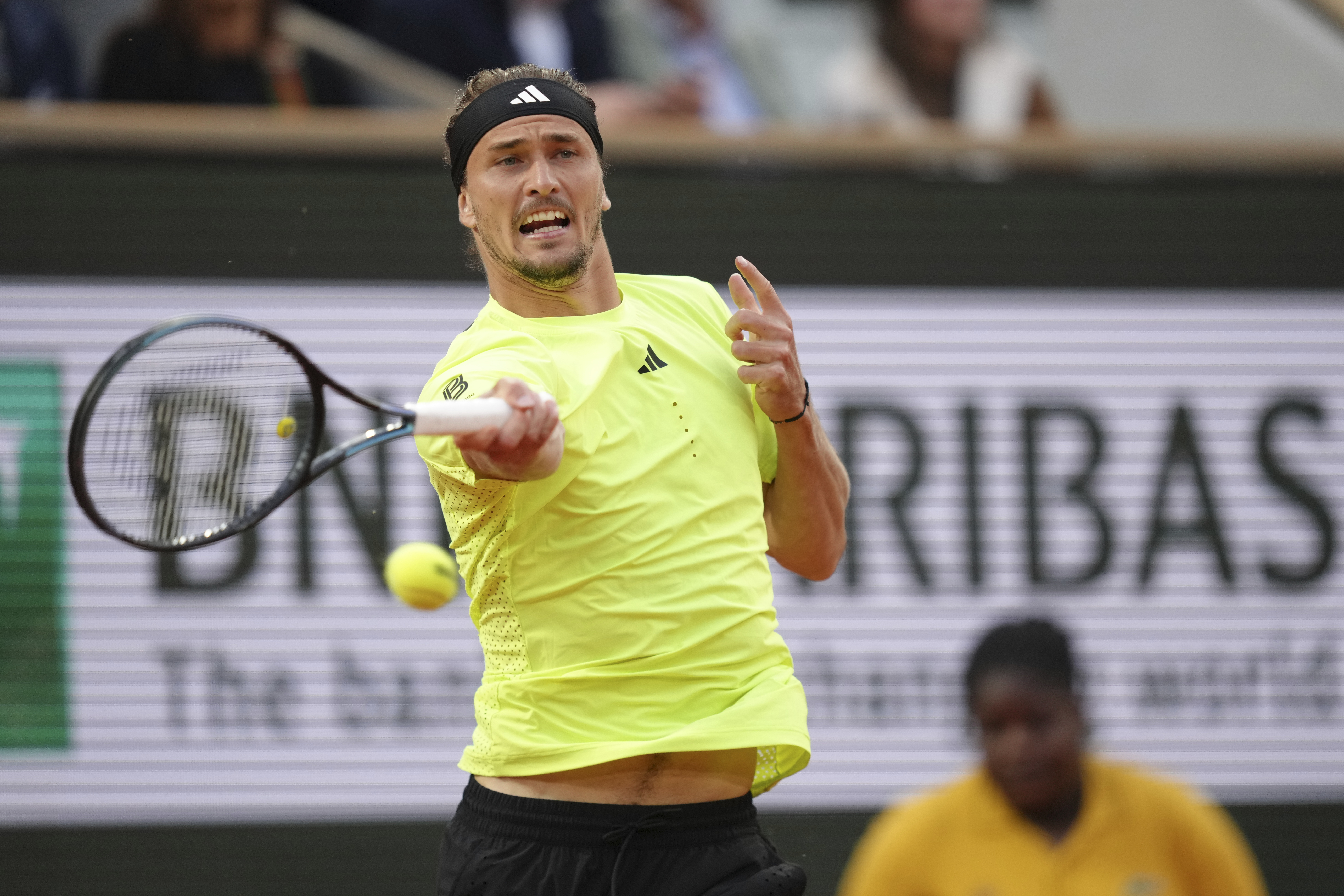 Zverev se "prošetao" pored Kobolija, sledi duel sa najvećim iznenađenjem turnira