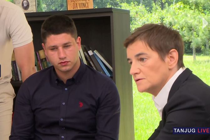 Miloš Pavlović Miloš Pavlović