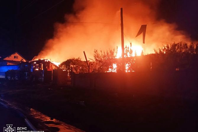 Ukrajina Černigov grad Priluki napad dronom Ukrajina Černigov grad Priluki napad dronom