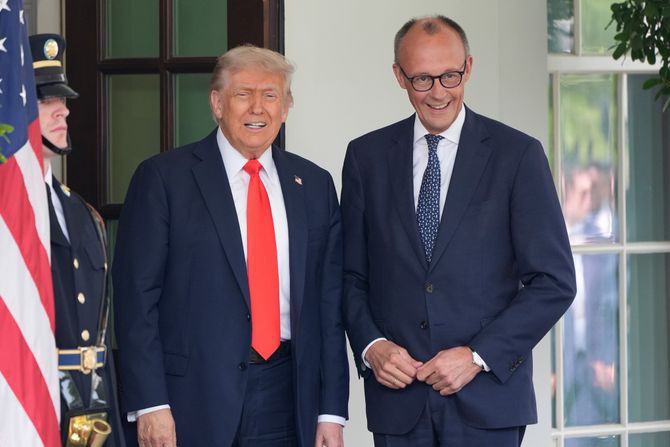 Donald Tramp Fridrih Merc Donald Trump Friedrich Merz Bela kuća Vašington Donald Tramp Fridrih Merc Donald Trump Friedrich Merz Bela kuća Vašington