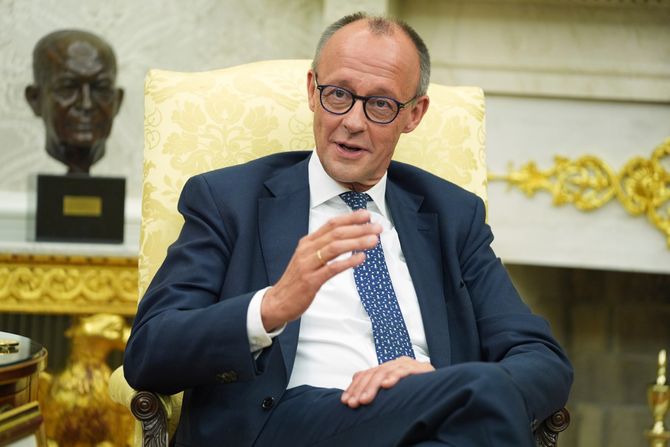 Donald Tramp Fridrih Merc Donald Trump Friedrich Merz Bela kuća Vašington Donald Tramp Fridrih Merc Donald Trump Friedrich Merz Bela kuća Vašington