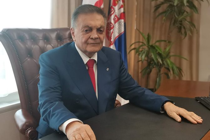 Dr Milovan Bojić Dr Milovan Bojić
