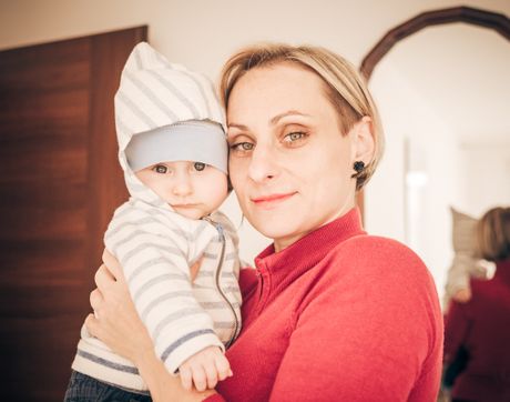 starija mama starija mama