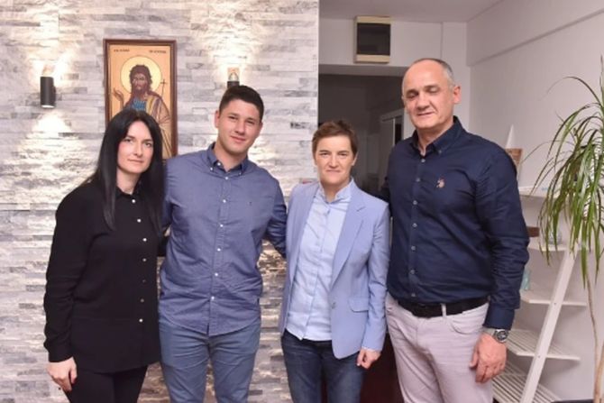 Ana brnabić, Miloš pavlović Ana brnabić, Miloš pavlović
