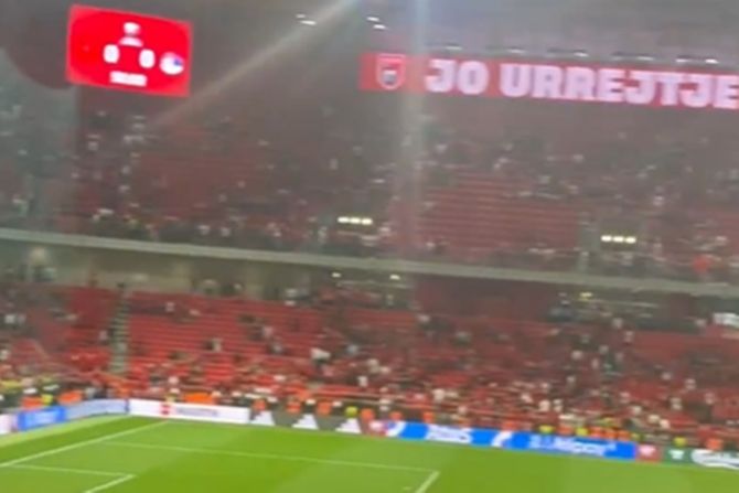 Fudbalska reprezentacija Albanije Fudbalska reprezentacija Albanije