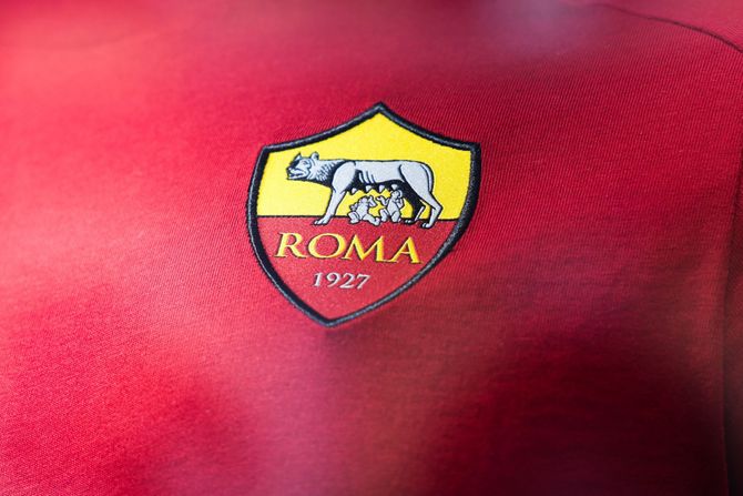FK Roma, logo, dres