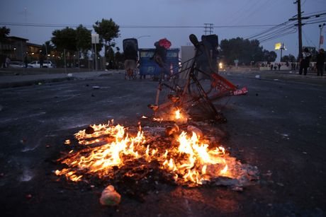 Los Andjeles, neredi, demonstracije, Donald Tramp, protesti Los Andjeles, neredi, demonstracije, Donald Tramp, protesti