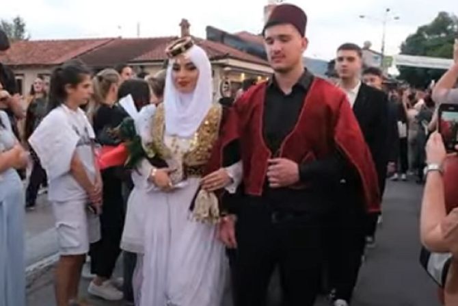 Maturanti Medicinske škole u Novom Pazaru Maturanti Medicinske škole u Novom Pazaru
