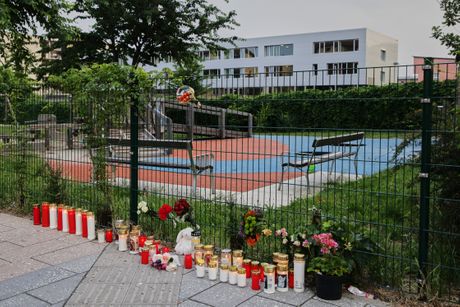 Grac, masakr u školi u Gracu, Austrija Grac, masakr u školi u Gracu, Austrija
