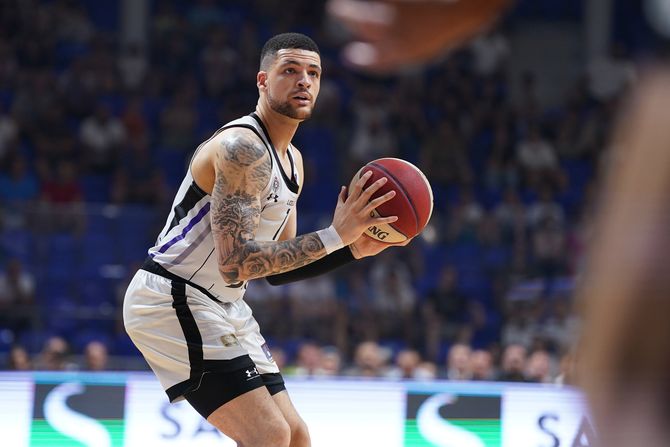 Ife Lundberg, KK Partizan, KK Budućnost Ife Lundberg, KK Partizan, KK Budućnost