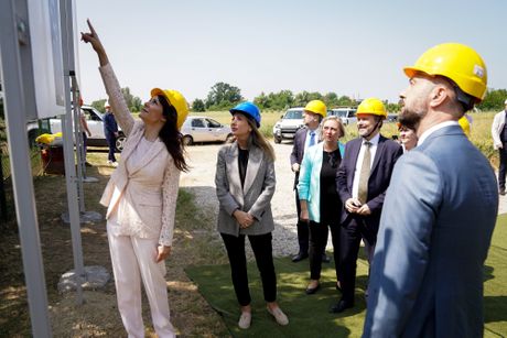 Obrenovac dalekovod gradnja Obrenovac dalekovod gradnja