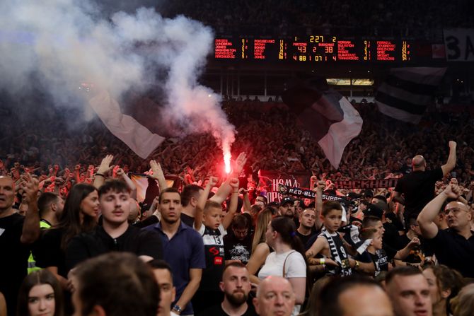 Navijači Partizana, Grobari Navijači Partizana, Grobari