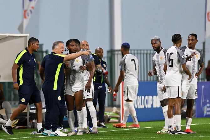 Fudbalska reprezentacija Kurasao - Dik Advokat Fudbalska reprezentacija Kurasao - Dik Advokat