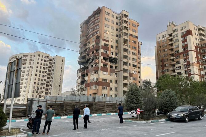 Teheran, jutro nakon napada Izraela Teheran, jutro nakon napada Izraela